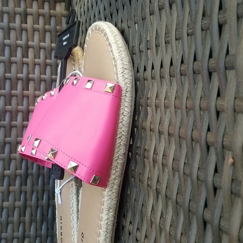 Torrid Hot Pink espadrille Slides Size 10 - Picture 7 of 8